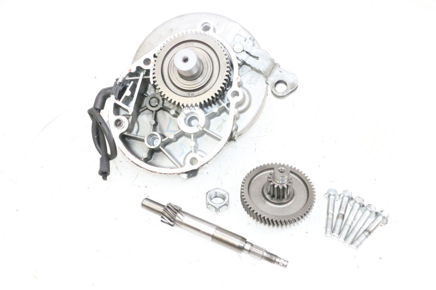 photo de RUEDA TRASERA ENGRANAJES PIAGGIO NEW TYPHOON 50 (2018 - 2021) - Otra vista del artículo