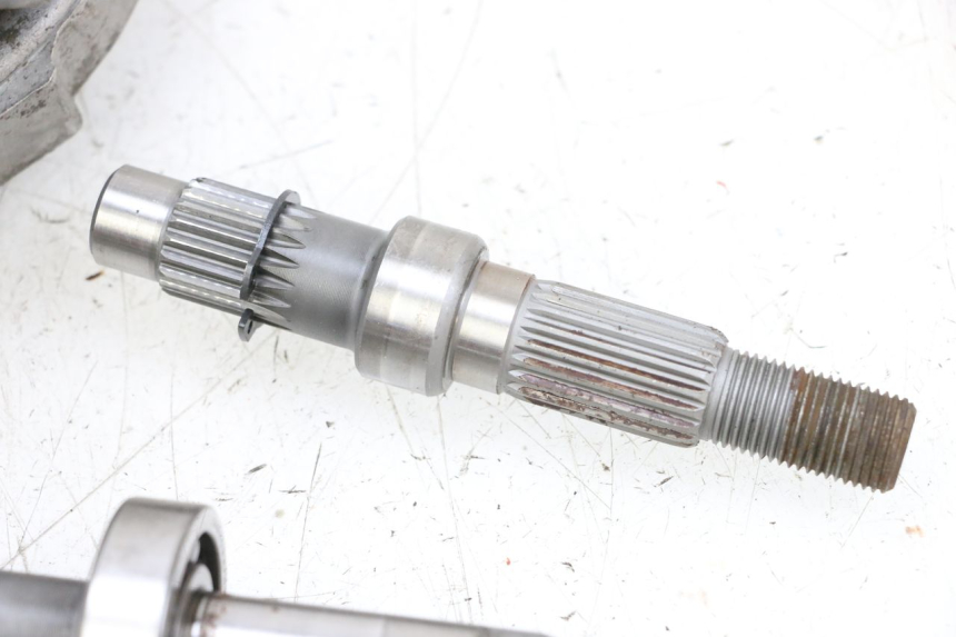 photo de RUEDA TRASERA ENGRANAJES SYM ORBIT 2 50 (2008 - 2014) - Detalles de los puntos de fijación