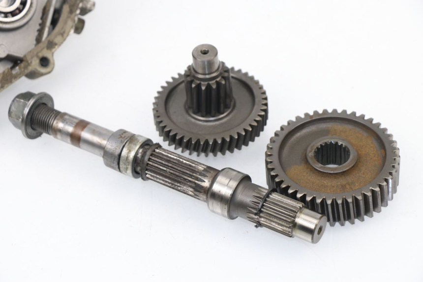 photo de RUEDA TRASERA ENGRANAJES REVATTO FUTURA GT 125 (2006 - 2008)