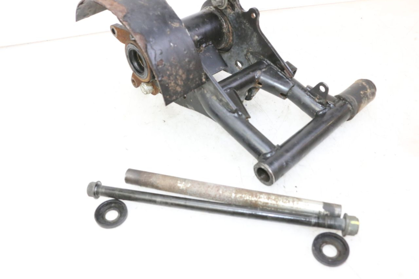 photo de RUEDA TRASERA ENGRANAJES HYTRACK S 150 (2003 - 2011)