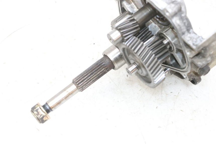 photo de TRANSMISIÓN RUEDA DAELIM S1 125 (2007 - 2016) - Detalles de los puntos de fijación