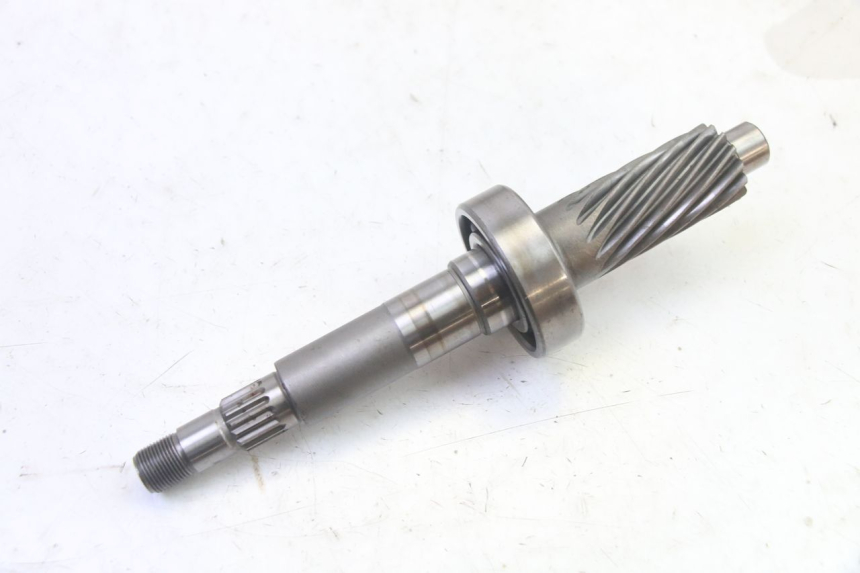 photo de RUEDA TRASERA ENGRANAJES YAMAHA X-MAX XMAX 125 (2010 - 2014) - Primer plano técnico