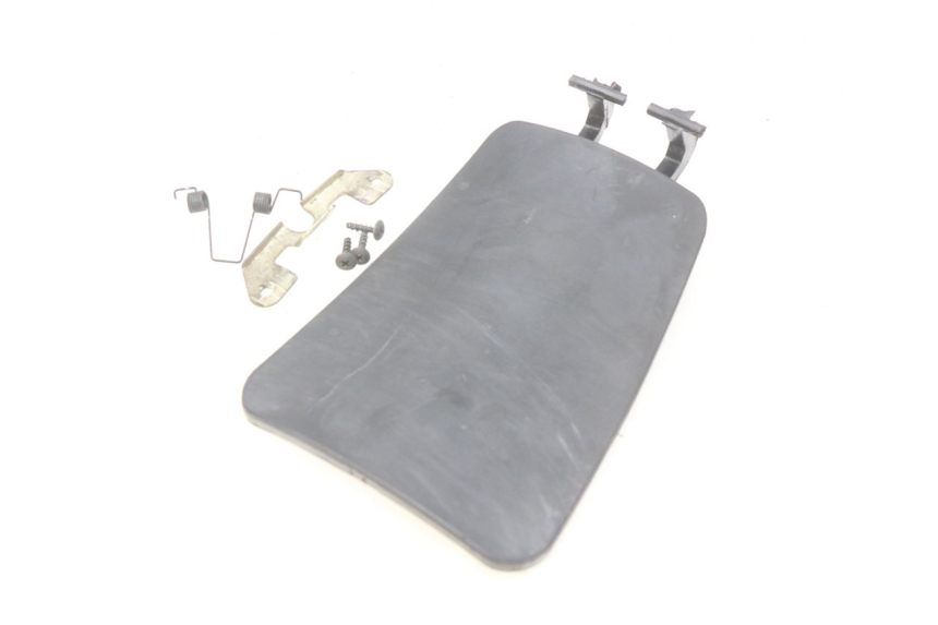 photo de TAPA DE COMBUSTIBLE PIAGGIO MP3 LT 400 (2007 - 2012)