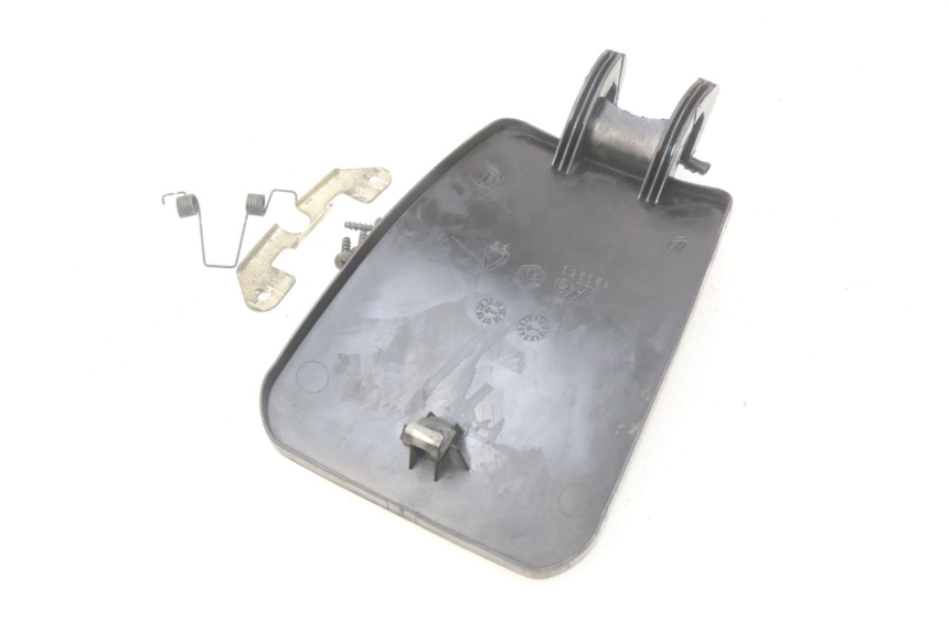 photo de TAPA DE COMBUSTIBLE PIAGGIO MP3 LT 400 (2007 - 2012)