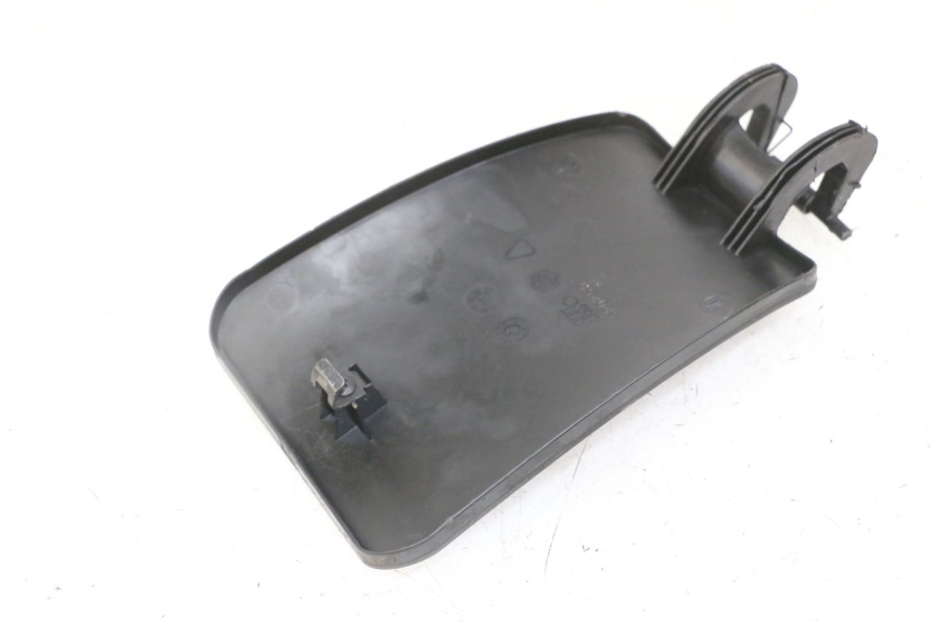 photo de TAPA DE COMBUSTIBLE PIAGGIO MP3 LT 400 (2007 - 2012)