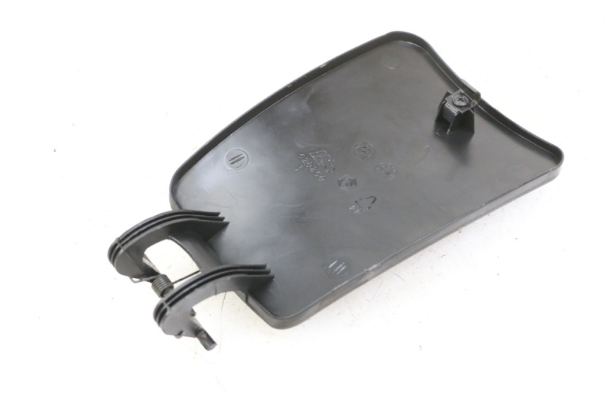 photo de TAPA DE COMBUSTIBLE PIAGGIO MP3 LT 400 (2007 - 2012)
