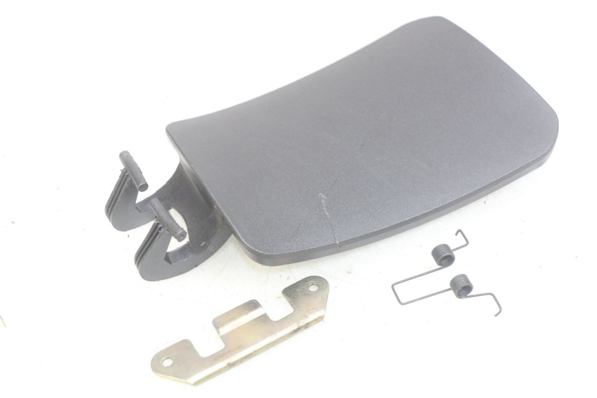 photo de TAPA DE COMBUSTIBLE PIAGGIO X8 125 (2004 - 2007)