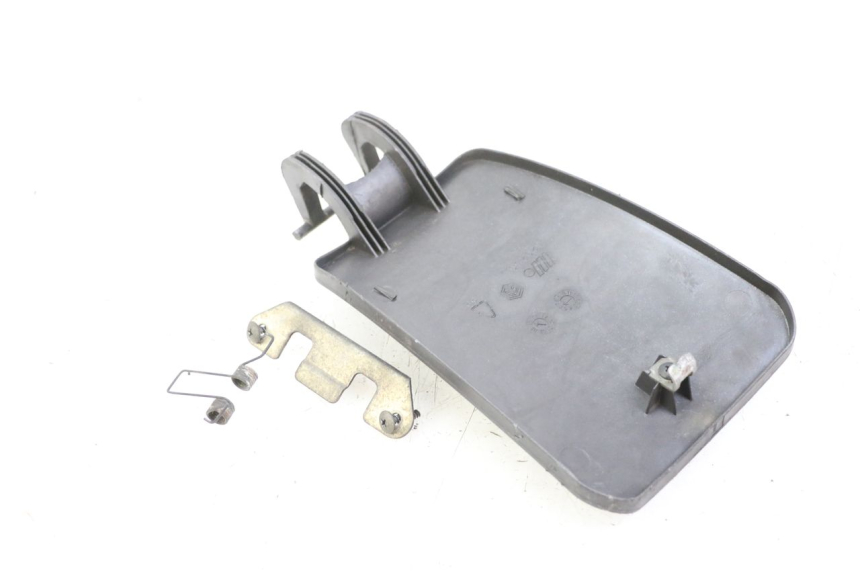 photo de TAPA DE COMBUSTIBLE PIAGGIO X8 125 (2004 - 2007) - Detalle de la pieza