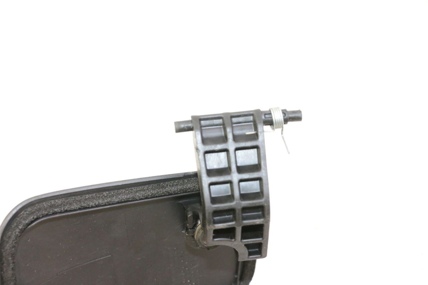 photo de TAPA DE INSPECCIÓN DELANTERA SUZUKI BURGMAN 125 (2007 - 2014)