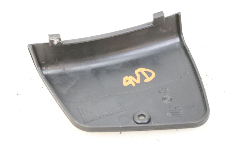 photo de TAPA DE INSPECCIÓN DELANTERA PIAGGIO X8 125 (2004 - 2007)