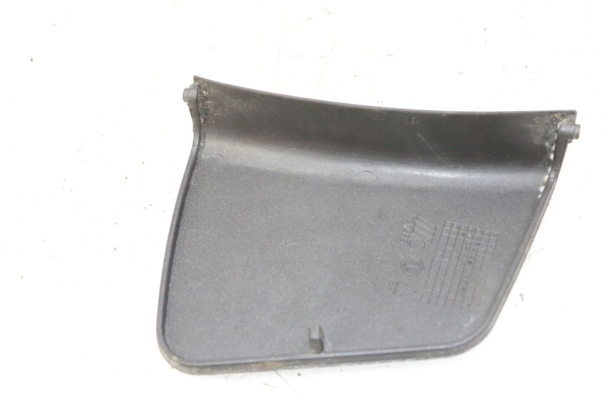 photo de TAPA DE INSPECCIÓN DELANTERA PIAGGIO X8 125 (2004 - 2007)