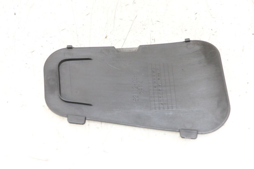 photo de TAPA DE INSPECCIÓN DELANTERA SUZUKI BURGMAN 125 (2007 - 2014)