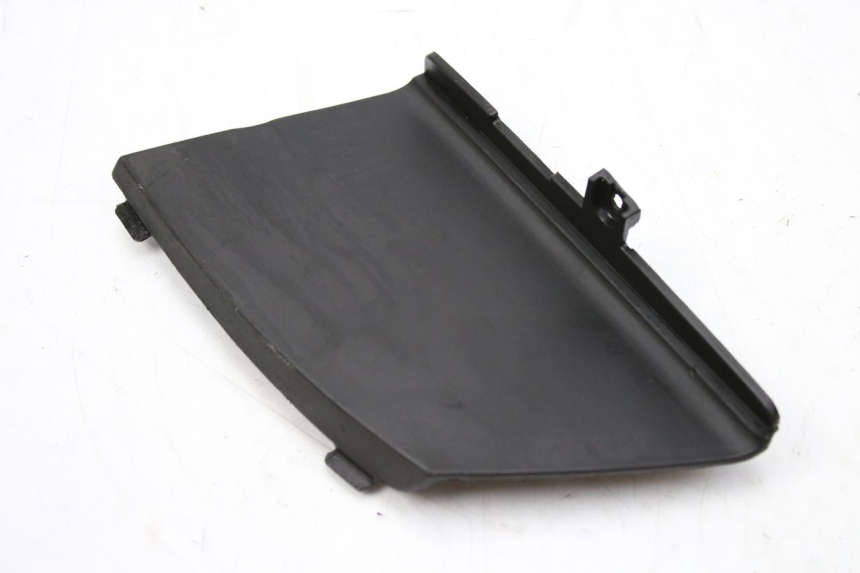 photo de TAPA DE INSPECCIÓN DERECHA HONDA FES S-WING SWING ABS 125 (2007 - 2015)