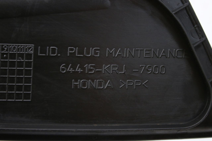 photo de TAPA DE INSPECCIÓN DERECHA HONDA FES S-WING SWING ABS 125 (2007 - 2015)