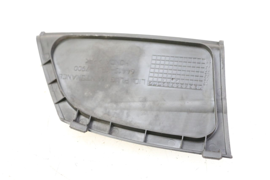 photo de TAPA DE INSPECCIÓN DERECHA HONDA FES S-WING SWING ABS 125 (2007 - 2015)