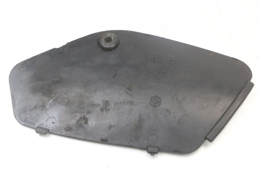 photo de TAPA DE INSPECCIÓN DERECHA PIAGGIO MP3 125 (2006 - 2014)
