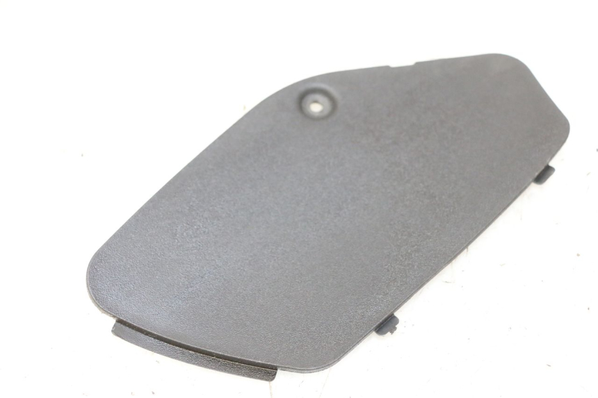 photo de TAPA DE INSPECCIÓN DERECHA PIAGGIO MP3 125 (2006 - 2014)