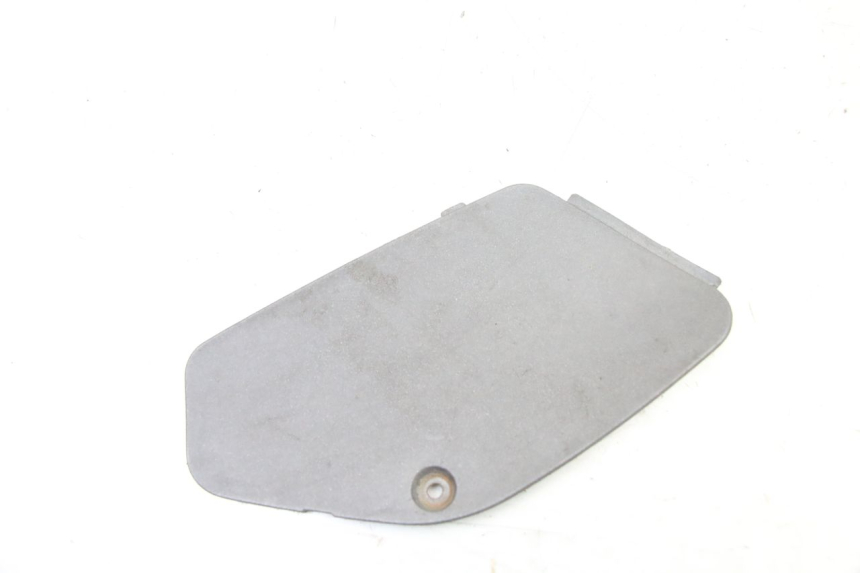 photo de TAPA DE INSPECCIÓN DERECHA PIAGGIO X8 125 (2004 - 2007)