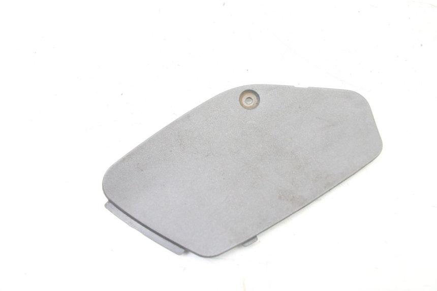 photo de TAPA DE INSPECCIÓN DERECHA PIAGGIO X8 125 (2004 - 2007)