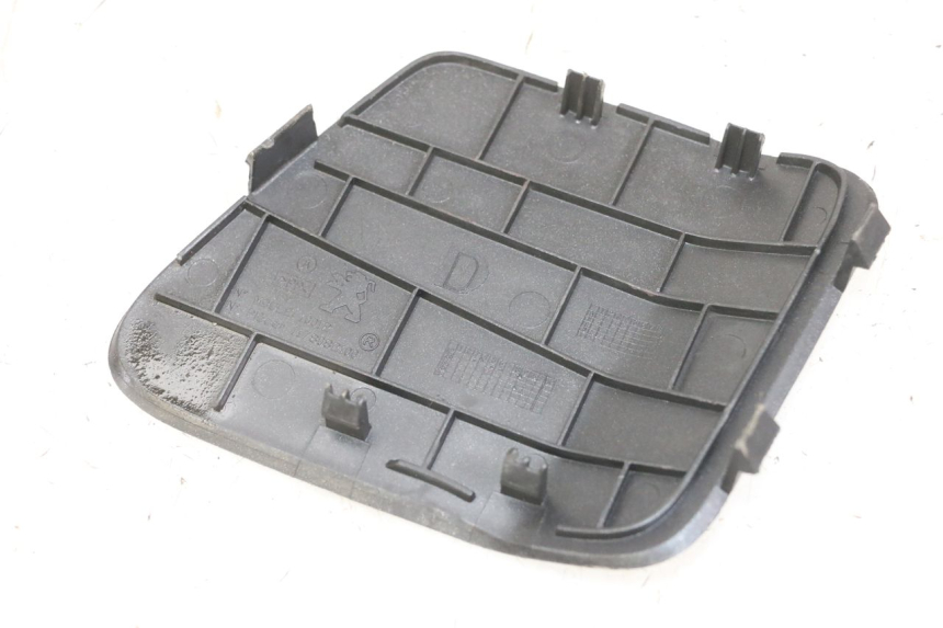photo de TAPA DERECHA PEUGEOT SATELIS 125 (2013 - 2018)