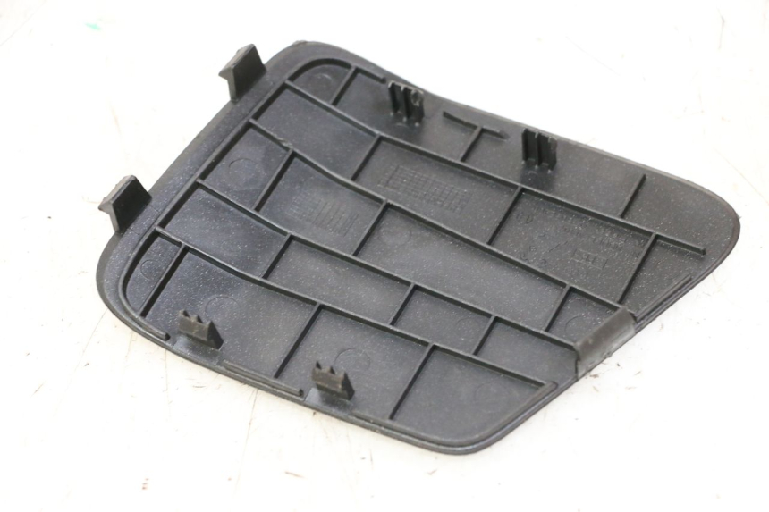 photo de TAPA DERECHA PEUGEOT SATELIS 125 (2013 - 2018)