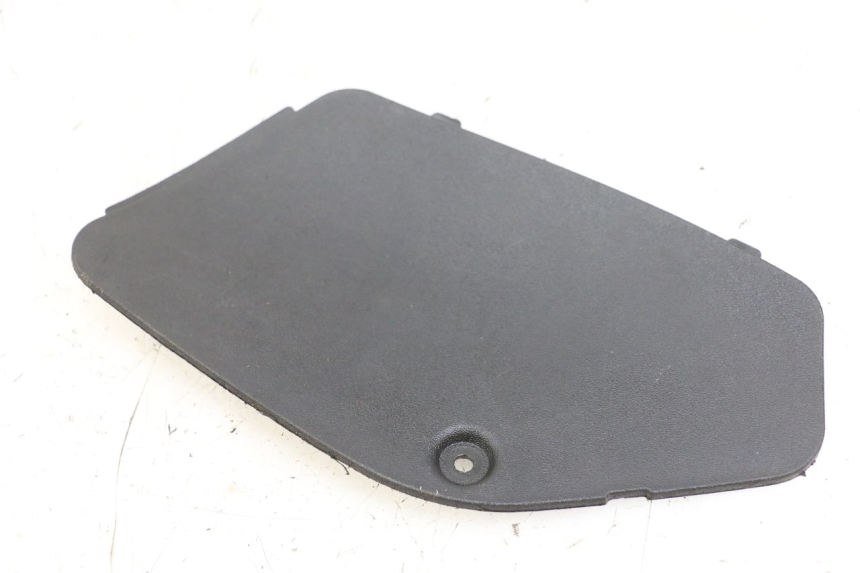 photo de TAPA DE INSPECCIÓN IZQUIERDA PIAGGIO MP3 LT 400 (2007 - 2012)