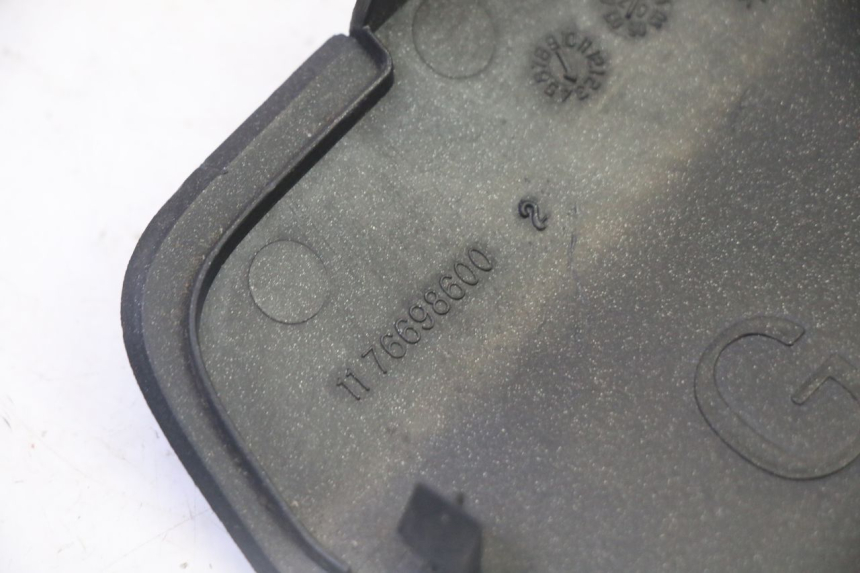 photo de TAPA IZQUIERDA PEUGEOT SATELIS 125 (2006 - 2009)