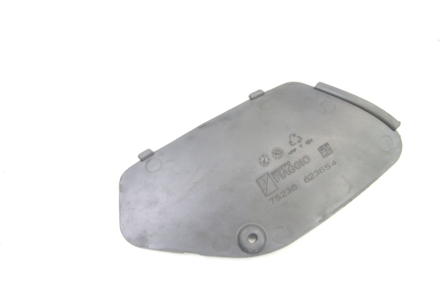 photo de TAPA DE INSPECCIÓN IZQUIERDA PIAGGIO XEVO - X EVO 125 (2007 - 2016)