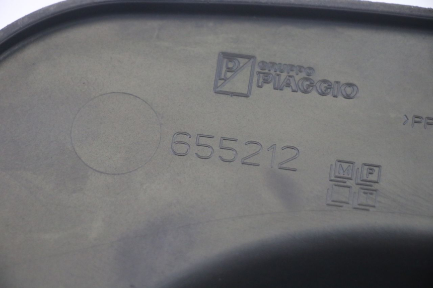 photo de TAPA PIAGGIO MP3 RL 250 (2007 - 2010) - Detalles de los puntos de fijación