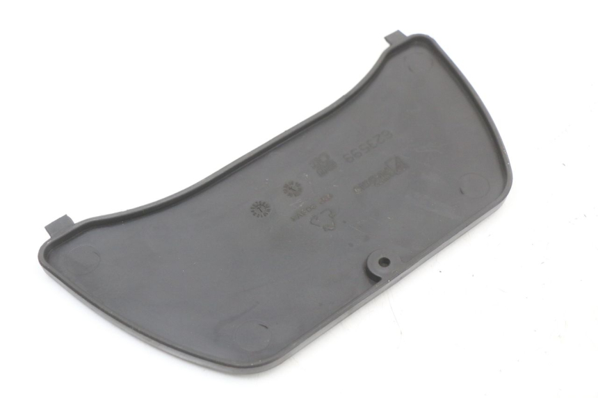 photo de TAPA DE INSPECCIÓN PIAGGIO MP3 LT 400 (2007 - 2012)