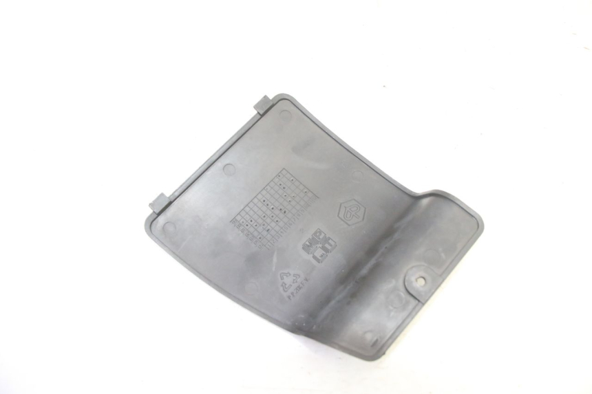 photo de TAPA DE INSPECCIÓN PIAGGIO X9 EVOLUTION 125 (2003 - 2007)