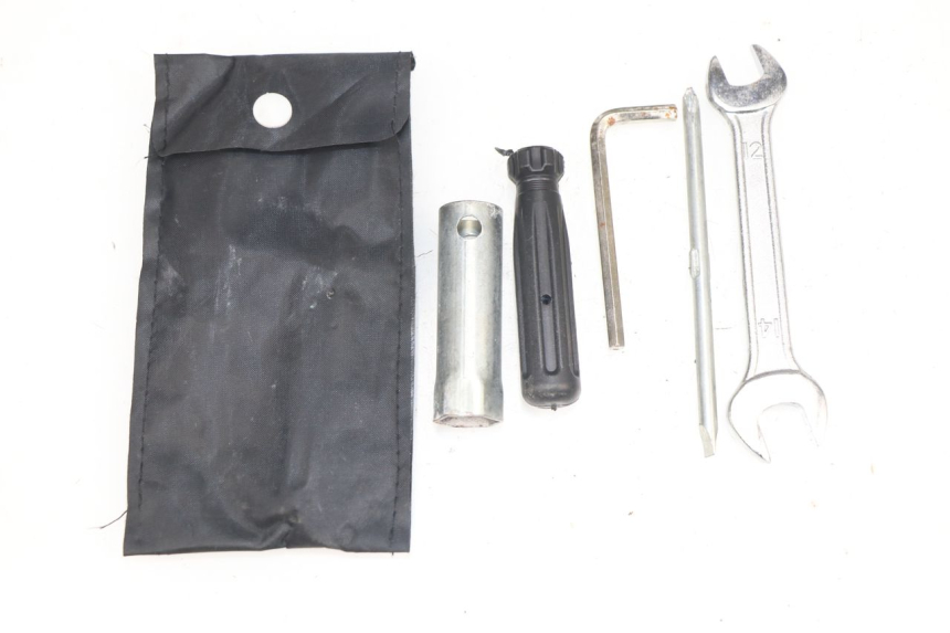 photo de KIT DE HERRAMIENTAS JM MOTORS OLDIES 4T 50 (2010 - 2020)