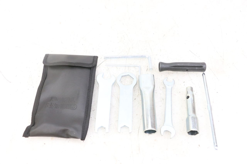 photo de JUEGO HERRAMIENTAS ROYAL ENFIELD SCRAM 411 (2022 - 2024)