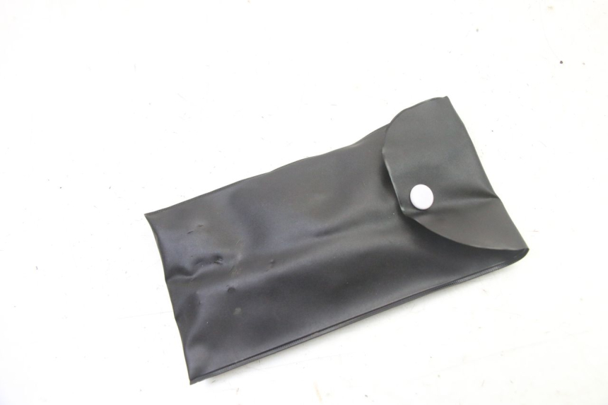 photo de JUEGO HERRAMIENTAS GILERA RUNNER SP 50 (2006 - 2008)