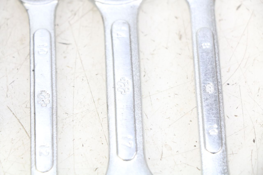 photo de KIT DE HERRAMIENTAS DAELIM S3 125 (2010 - 2017)