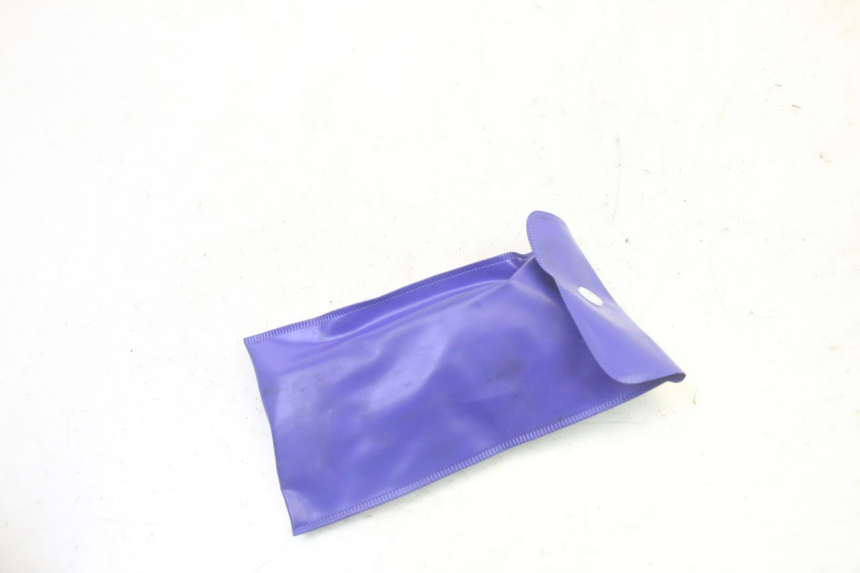 photo de JUEGO HERRAMIENTAS JM MOTORS SANTANA EVO 50 (2024 - 2026) - Zoom estado de uso