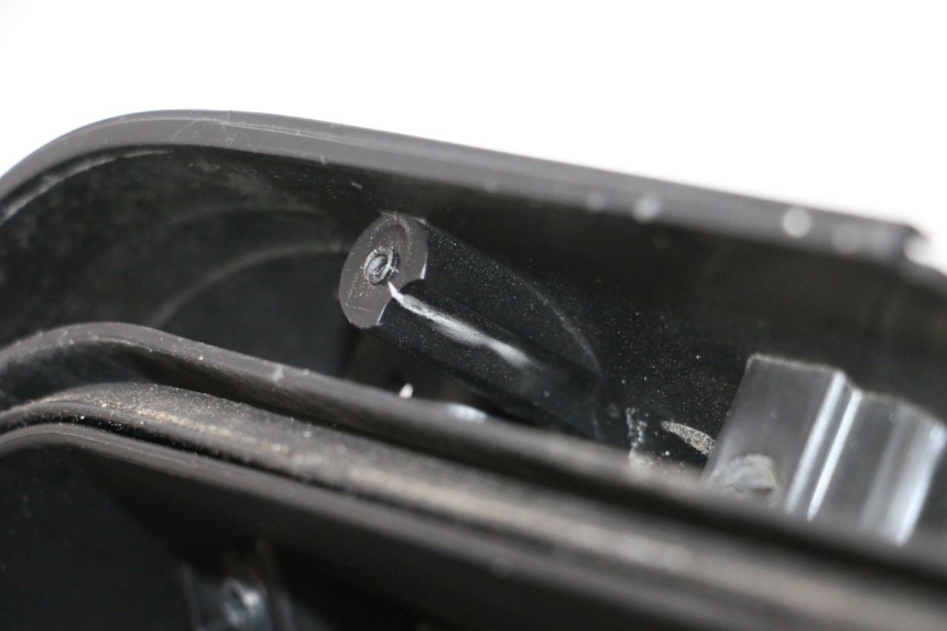 photo de MALETA DERECHA BMW R GS 1250 (2021 - 2024) - Detalles de los puntos de fijación