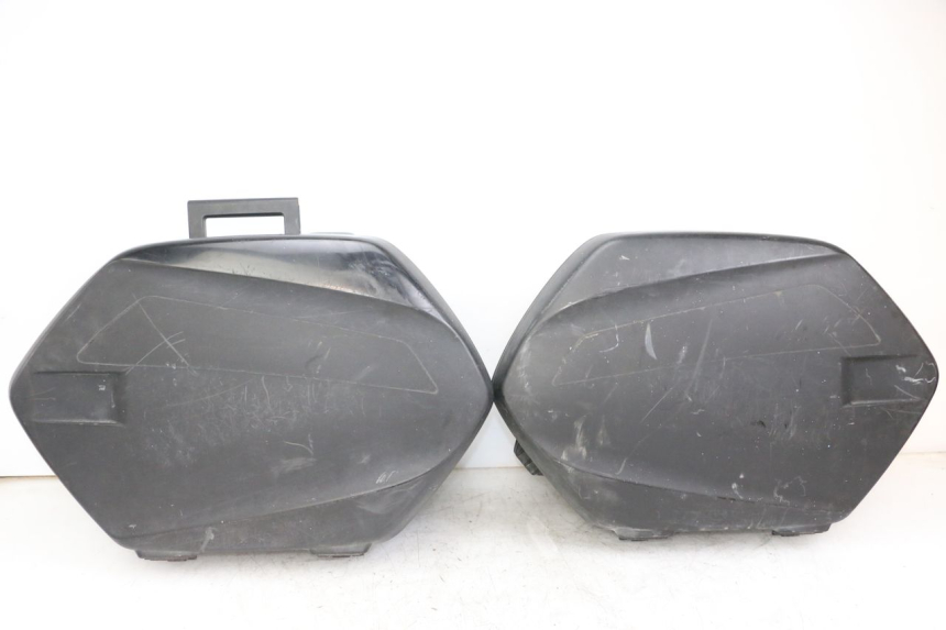 photo de MALETA YAMAHA TDM ABS 900 (2002 - 2014)