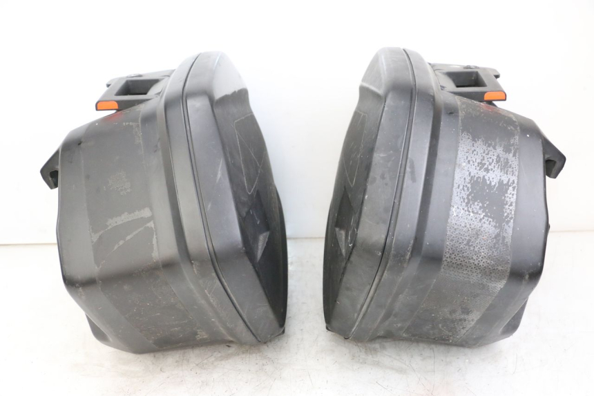 photo de MALETA YAMAHA TDM ABS 900 (2002 - 2014)
