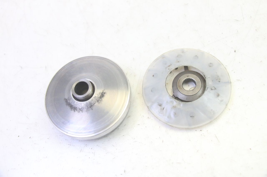 photo de VARIADOR KYMCO AGILITY 4T 50 (2018 - 2022) - Primer plano técnico