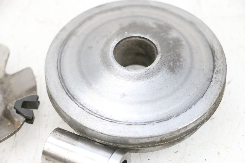 photo de VARIADOR KYMCO AGILITY CITY 4T 50 (2008 - 2016) - Otra perspectiva