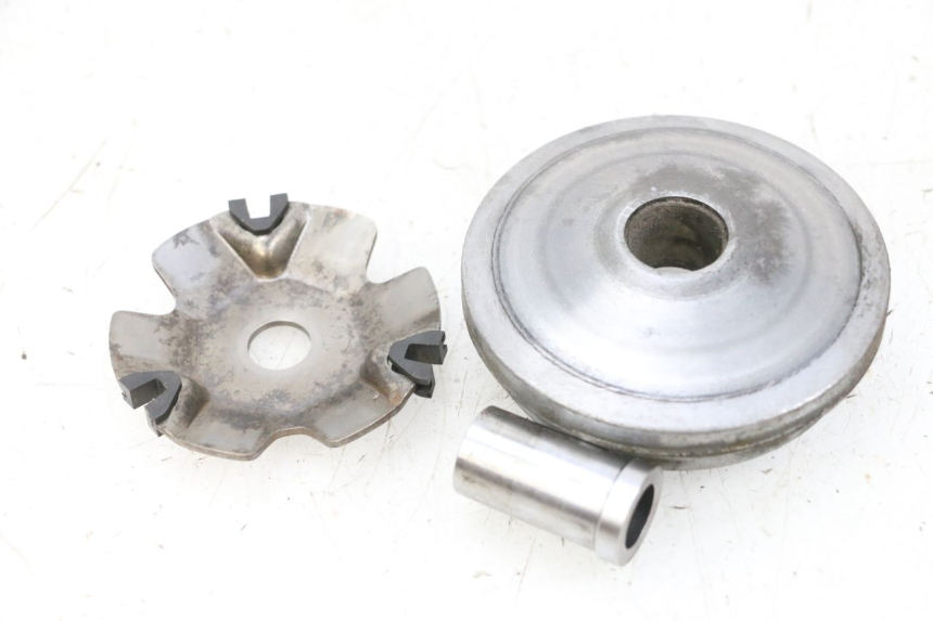 photo de VARIADOR KYMCO AGILITY CITY 4T 50 (2008 - 2016) - Primer plano técnico