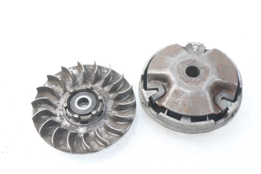 photo de VARIADOR MBK BOOSTER SPIRIT 50 (2004 - 2017) - Detalle de la pieza