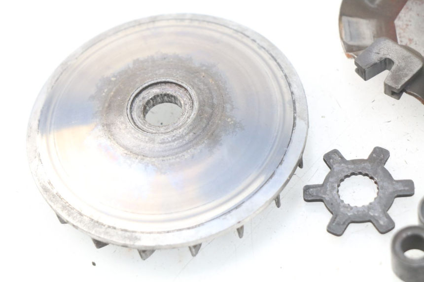 photo de VARIADOR MBK BOOSTER SPIRIT 50 (2004 - 2017) - Zoom estado de uso