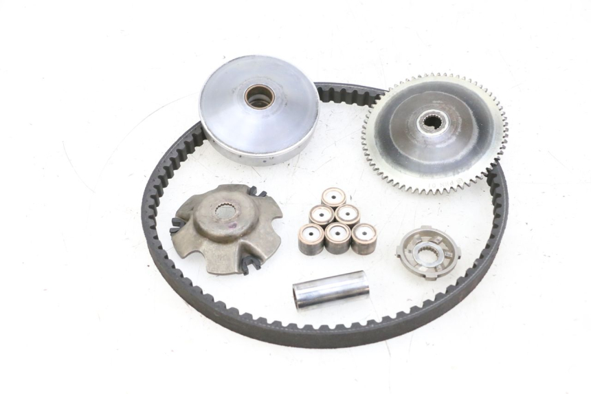 photo de VARIADOR PIAGGIO NEW TYPHOON 50 (2018 - 2021) - Detalles de los puntos de fijación