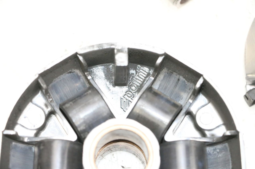 photo de VARIADOR PIAGGIO NEW TYPHOON 50 (2018 - 2021) - Otra perspectiva