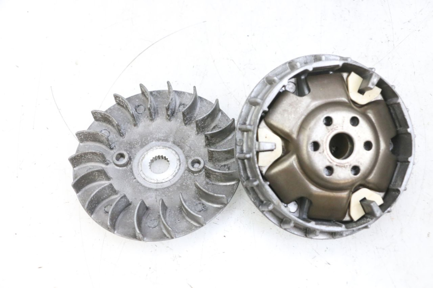 photo de VARIADOR DAELIM S1 125 (2007 - 2016) - Detalle de la pieza