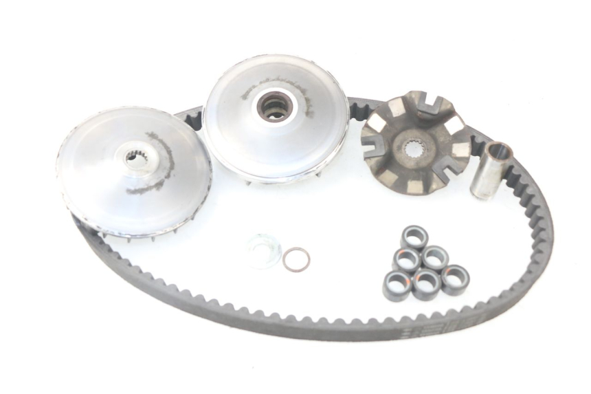 photo de VARIADOR YAMAHA XMAX X-MAX ABS 125 (2014 - 2016) - Primer plano técnico