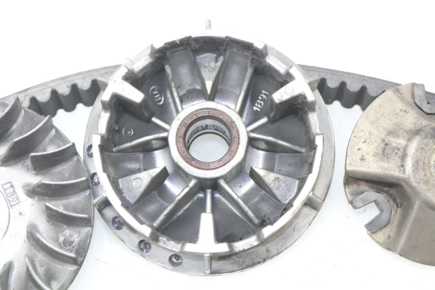 photo de VARIADOR YAMAHA XMAX X-MAX ABS 125 (2014 - 2016) - Estado de la superficie y material