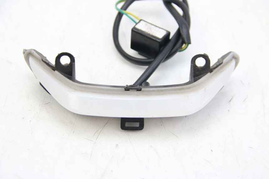 photo de LUZ PILOTO PEUGEOT KISBEE 2T 50 (2018 - 2022)